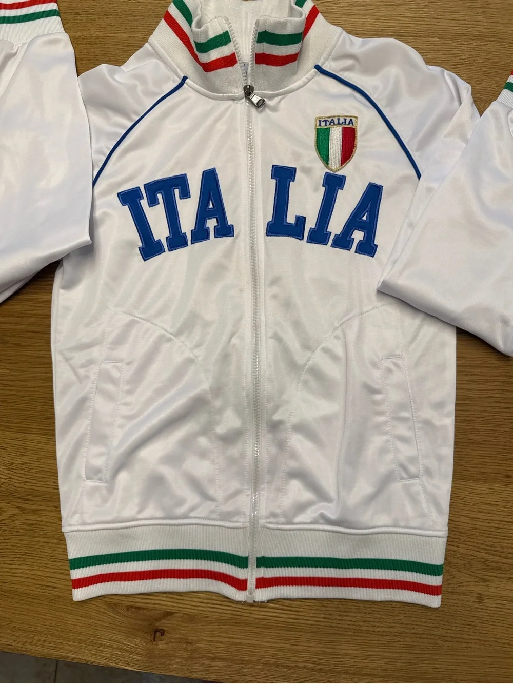 K.L.A Style of Italy flaws see